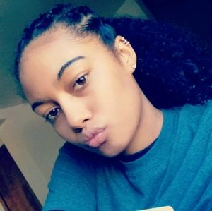 Meet your Posher, Sierrah